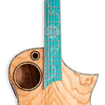 Lindo Earth V2 Slim Body Electro Acoustic Guitar and Premium Hardcase image 5