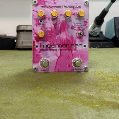 Manecolabs/Pedal Partners Mesmeriser Shoegaze Reverb Pedal 2020’s - Pink image 3