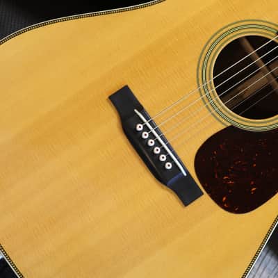 2023 Martin HD-28V Vintage Dreadnought Acoustic Guitar Natural + OHSC image 4