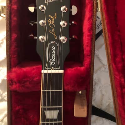 Gibson Les Paul Classic 2019 - Present - Heritage Cherry Sunburst image 4