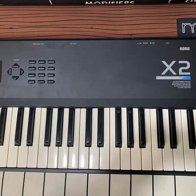 Korg X2 with manual image 4