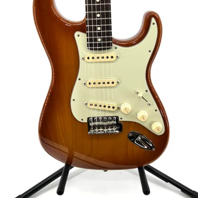 Fender American Performer Stratocaster, Rosewood Fingerboard 2024 - Honey Burst image 1
