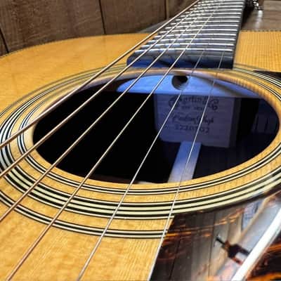 Martin Custom Shop 000-28 with Case image 2