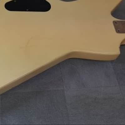Aria Pro II ZZB DELUXE blood series 1980s - White+ explorer bass image 18