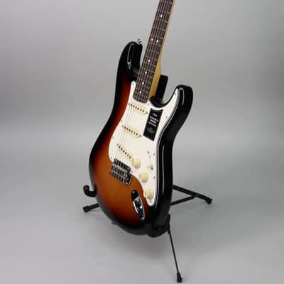 Fender Player II Stratocaster 3-Tone Sunburst image 9
