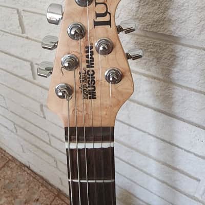 Ernie Ball Music Man Luke II – Luke Blue – EMG HSS – Steve Lukather Signature – OHSC image 3