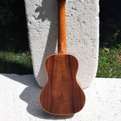 Lanikai NK-C Ukulele, Custom Series Solid Koa, Abalone Inlays, Case image 6