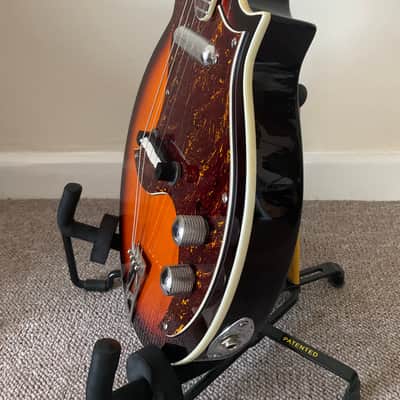 Kentucky KM-300E 4-String Electric Mandolin 2010s Traditional Sunburst mandocaster image 9