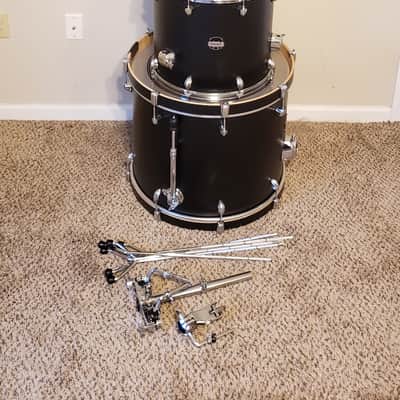 Mapex Mars 2020 Nightwood 6 piece drum kit image 2