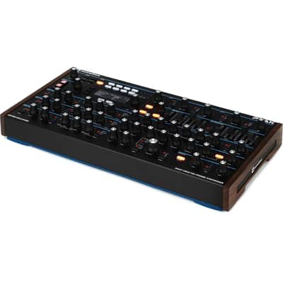 Novation Peak 8-Voice Polyphonic Synthesizer image 4