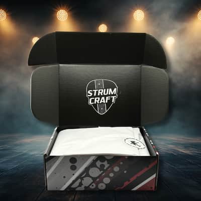 StrumCraft Electric Guitarist Gift Set image 6