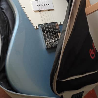 Squier Paranormal Offset Telecaster SJ 2024 - Ice Blue Metallic image 2