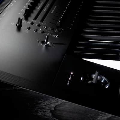 Korg Kronos 3 88-key Music Workstation 2025 Bild 8