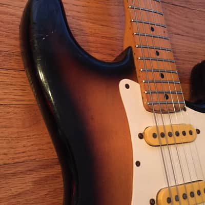 Cort Stratocaster 80's Sunburst Road Worn Relic W Accutune Tremolo MIK image 10