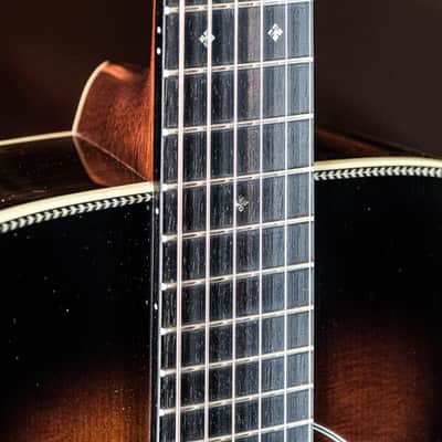 2024 Martin 000-28 sunburst image 5