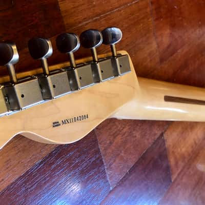 2011 Fender Deluxe Series 60th Nashville Mexico  Transparent Honey Telecaster Electric Guitar case image 21
