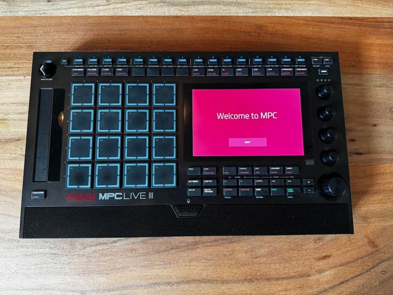 Akai MPC Live III Standalone Sampler / Sequencer 2025 - Present - Black image 1