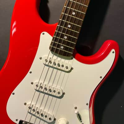 Squier Special Edition Stratocaster by Fender STRAT Dakota Red AA Flame Maple Neck RW fretboard image 5