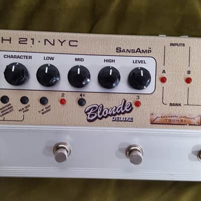 Tech 21 Blonde Deluxe image 1
