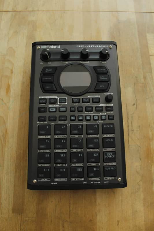 Roland SP-404MkII 2021 - Present - Gray image 1