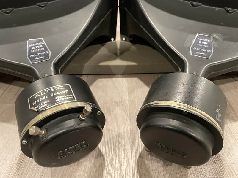 Altec Lansing model 811B Voice of the Theater horn and Compression