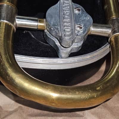 Holton Collegiate Trombone, with case & mouthpiece, USA. Very good condition image 12