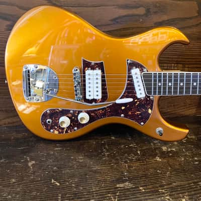 DiPinto Guitars — New & Used