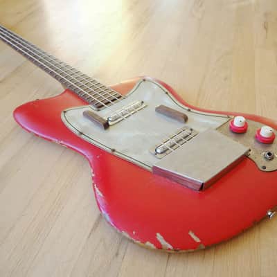 1965 Danelectro Coral Deluxe Vintage Electric Bass Guitar Fiesta Red Full Scale image 11
