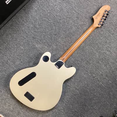 Squier Starcaster Contemporary Active Semi-Hollow Body Electric Guitar image 4