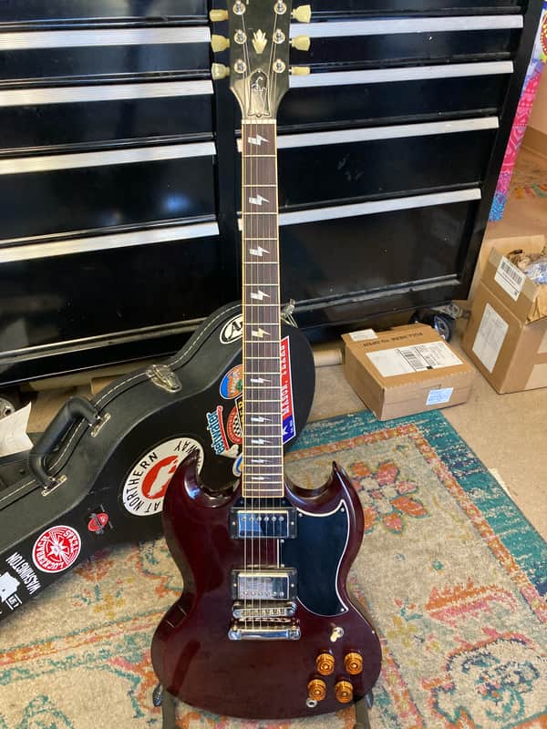 Gibson Angus Young Signature SG 2012 - 2013 - Cherry