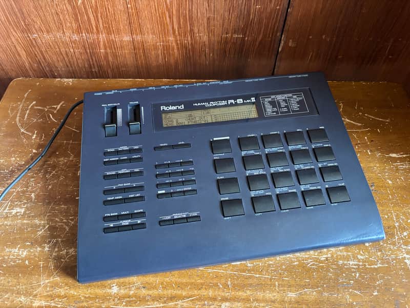 Roland R-8mkII R-8mk2 Human Rhythm Composer Drum Machine w/ power supply image 1
