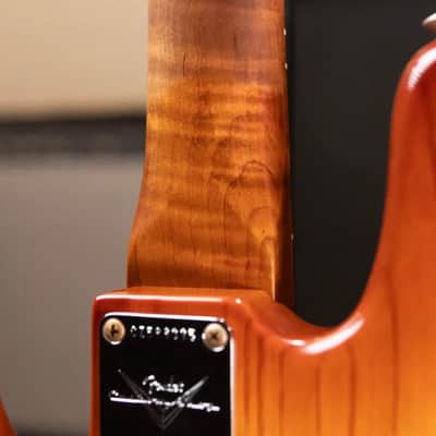 Fender Custom Shop Artisan Maple Burl Relic Jazz Bass - Honey Burst with Hardshell Case image 8