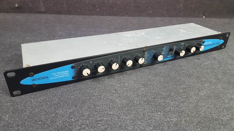 Zoom 1202 Zoom Studio Multi Effects Processor Rack Unit | Reverb