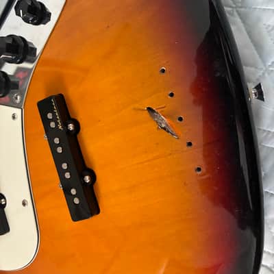 Squier Jazz bass body - Sunburst image 2