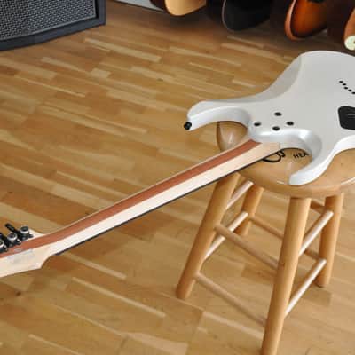 IBANEZ JBBM40 PW Pearl White / JB Brubaker Signature / JBBM40-PW / I251208505 image 9