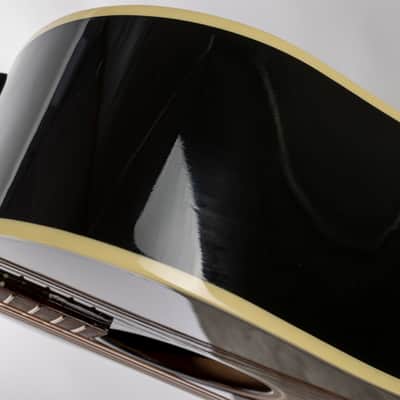 Gibson Acoustic J-45 Standard, Lefty, Vintage Sunburst | Demo image 12