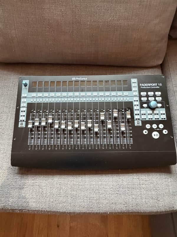 PreSonus Faderport 16 USB DAW Control Surface 2018 - Present - Black image 1