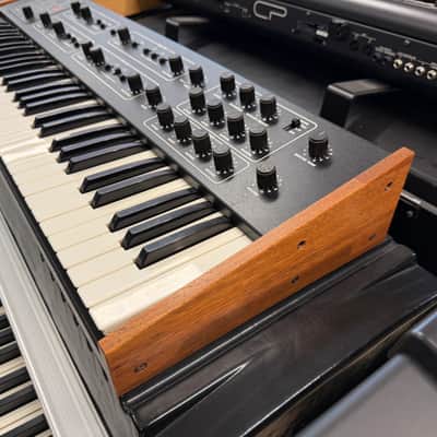 Sequential Circuits prophet 600 image 5