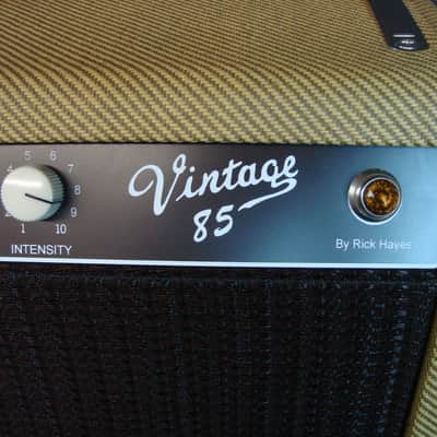 Vintage Sound by Rick Hayes Tweed Vintage 85 Tube Combo Guitar Amplifier 2x12 w/Cover Made In USA image 4