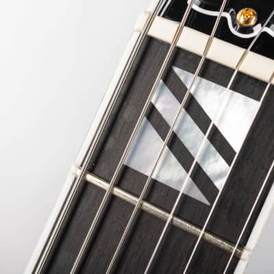 Gibson Les Paul Modern Supreme Trans Ebony Burst, Translucent Ebony Burst | Demo image 14