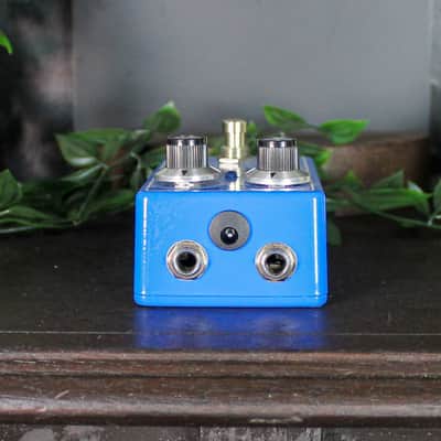 Preowned Life Is Unfair Audio Devices Ladyfuzz Zine Fuzz Culture Pedal w/ Box image 3