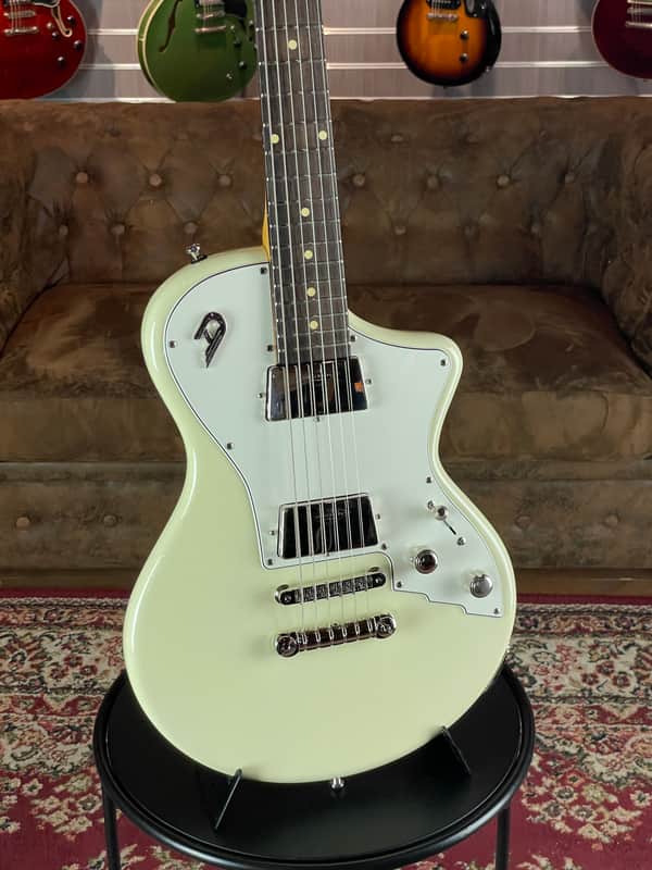 Duesenberg Julietta Vintage White 3,393 kg + incl. Gigbag + NEW image 1