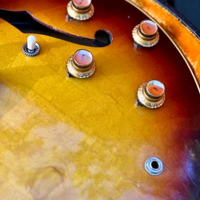 Gibson ES 335 1963 - Sunburst image 15