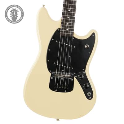 2022 Fender American Performer Mustang Vintage White