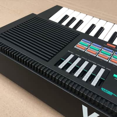 Yamaha PSS-470 Classic FM Synthesizer Keyboard (SoundBlaster, SEGA, YM3812, 460) image 6