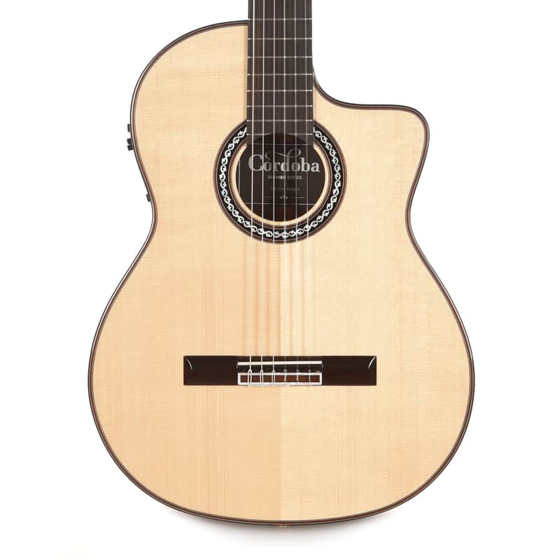 Cordoba GK Pro Negra w/Humicase