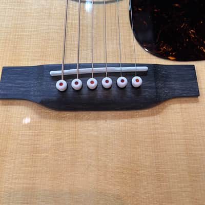 Martin D-28 Natural #2770378 / 4lbs. 8.4oz image 16