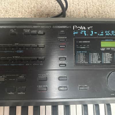 Roland Pro-E 37-Key Intelligent Arranger 1989 - 1990 - Black image 2