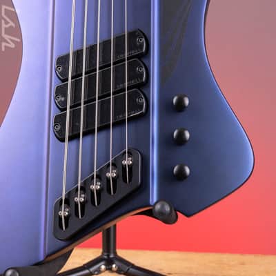 Dingwall D-Roc Standard 5-String Bass Matte Blue to Purple Colorshift B-Stock image 5