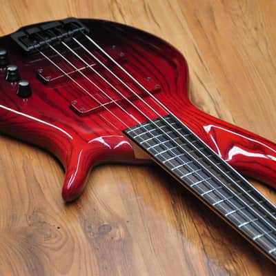 F Bass BN5 Faded Red image 14